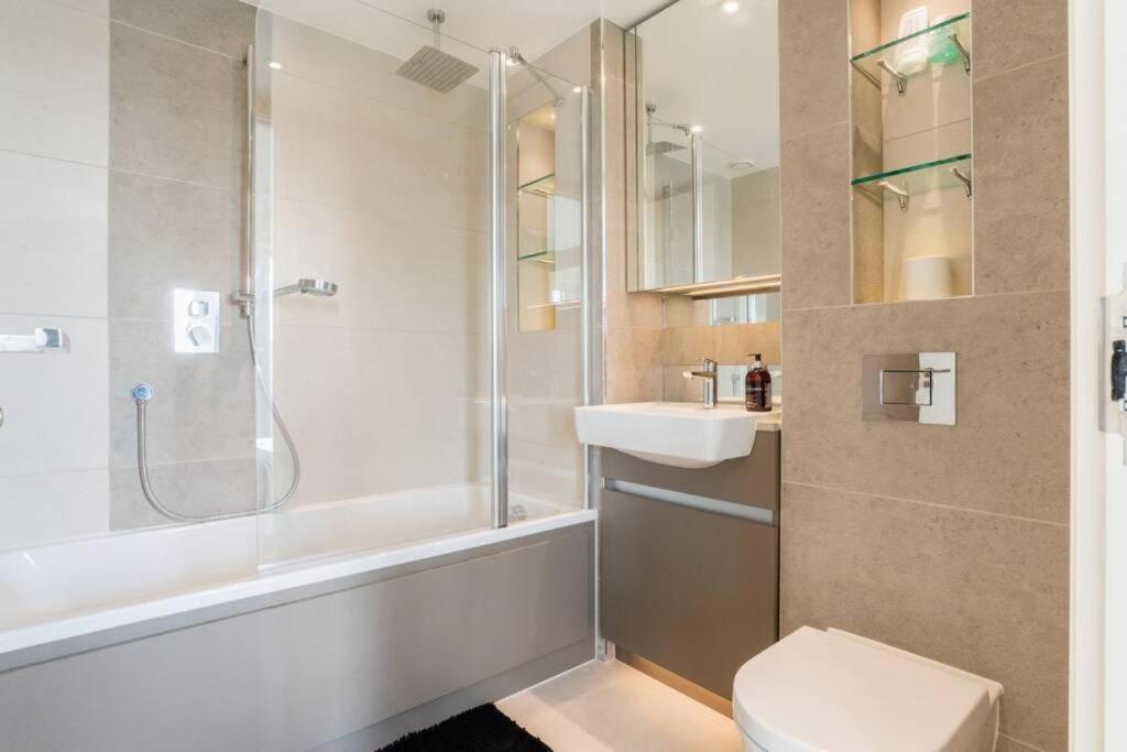 Luxury River Side Penthouse Лондон Экстерьер фото