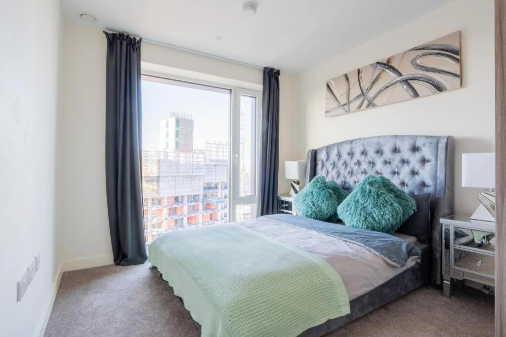 Luxury River Side Penthouse Лондон Экстерьер фото