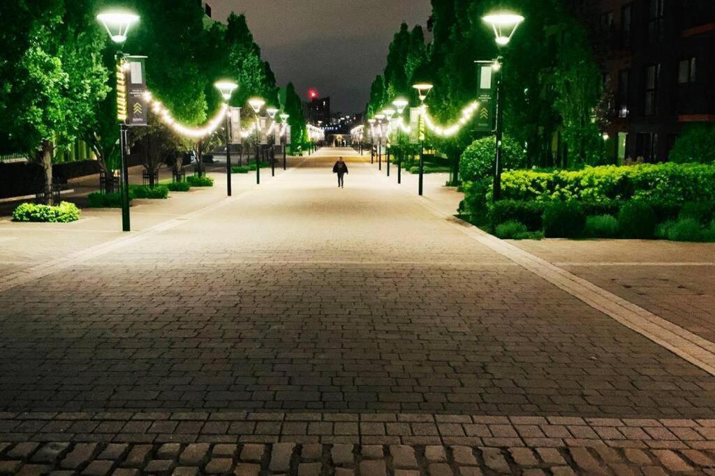 Luxury River Side Penthouse Лондон Экстерьер фото